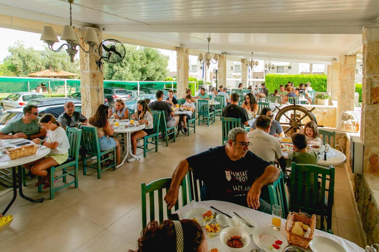 Golden Residence Family Resort Pefkohóri Kültér fotó